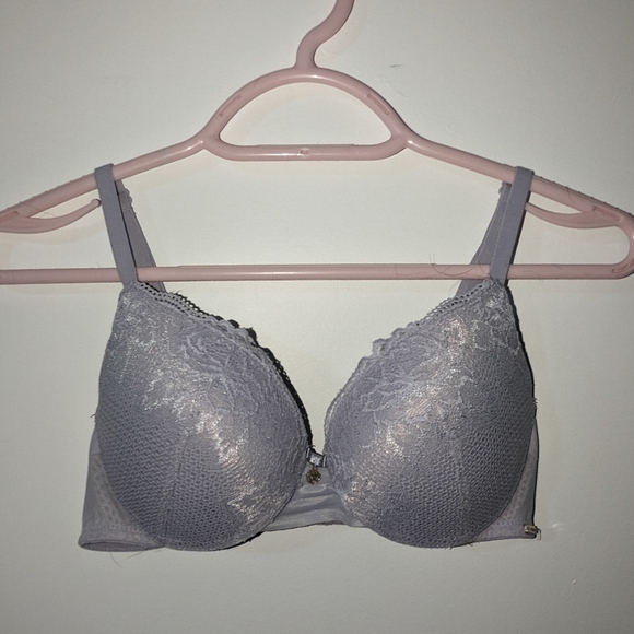 Bra - Picture 1 of 2
